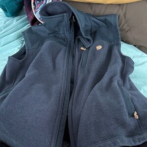 Fjallraven Men's Blue Vest